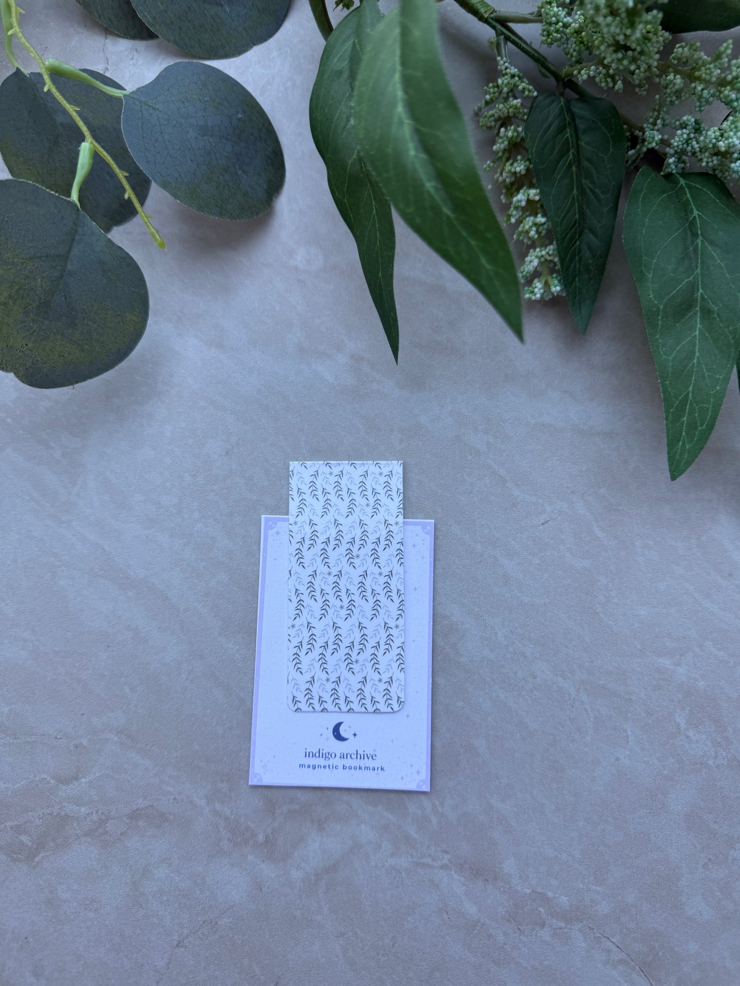 Vine Magnetic Bookmark